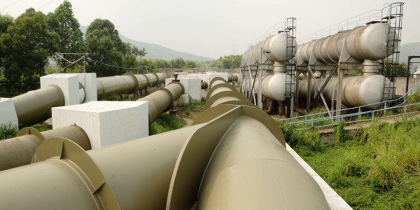 Tuberos · Instalación / Mantenimiento Tuberías Industriales Tres Cantos · Medición, corte y conformado de tuberías según planos y especificaciones